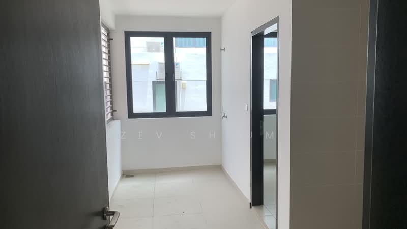 Semi-Detached House for Sale in Bukit Rahman Putra (Sungai Buloh) - Zev Sheum - Interior - PropertyGuru.com.my