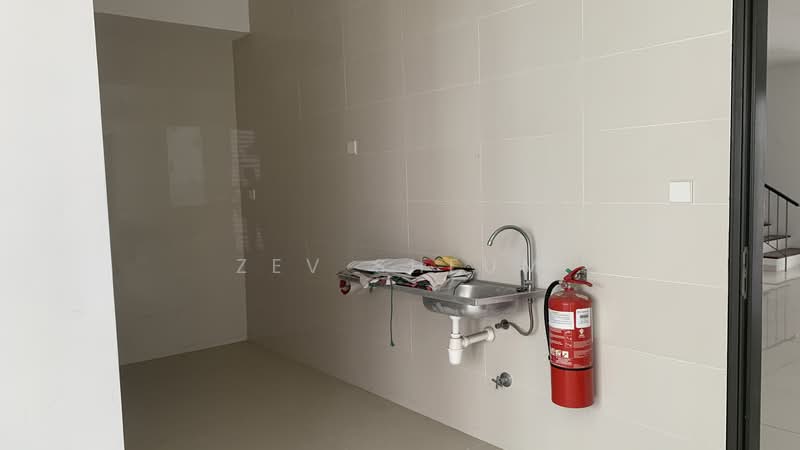 Semi-Detached House for Sale in Bukit Rahman Putra (Sungai Buloh) - Zev Sheum - Interior - PropertyGuru.com.my
