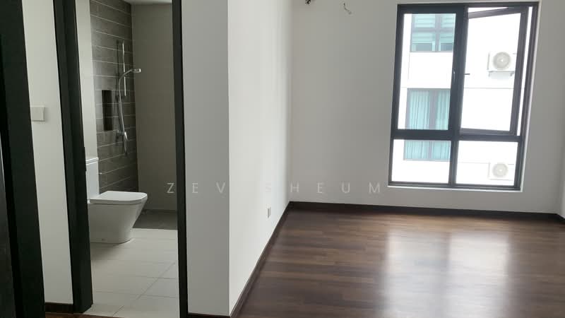 Semi-Detached House for Sale in Bukit Rahman Putra (Sungai Buloh) - Zev Sheum - Bathroom - PropertyGuru.com.my