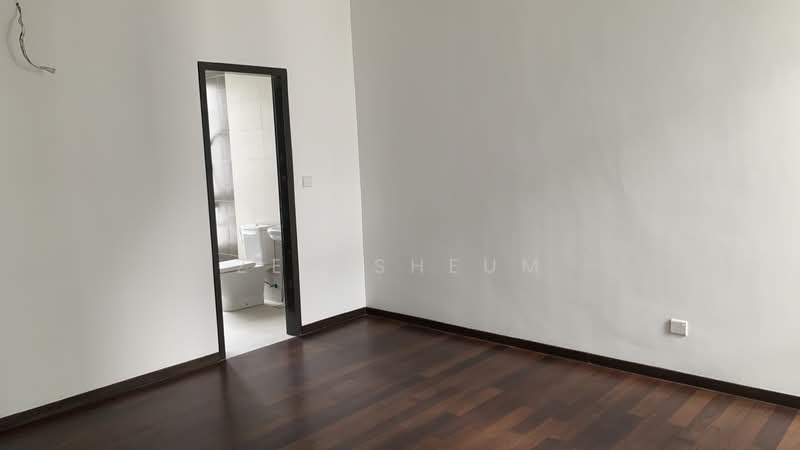 Semi-Detached House for Sale in Bukit Rahman Putra (Sungai Buloh) - Zev Sheum - Bathroom - PropertyGuru.com.my