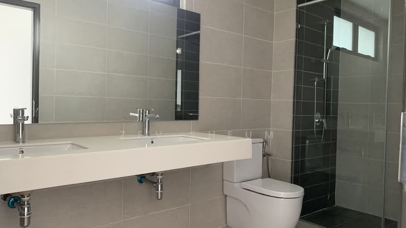 Semi-Detached House for Sale in Bukit Rahman Putra (Sungai Buloh) - Zev Sheum - Bathroom - PropertyGuru.com.my