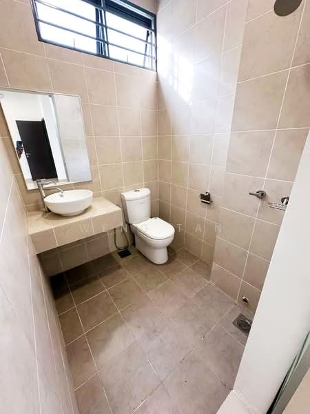 Rumah Teres 2 Tingkat untuk Disewa di Laman Glenmarie (Shah Alam) - Weng Tan - Bathroom - PropertyGuru.com.my