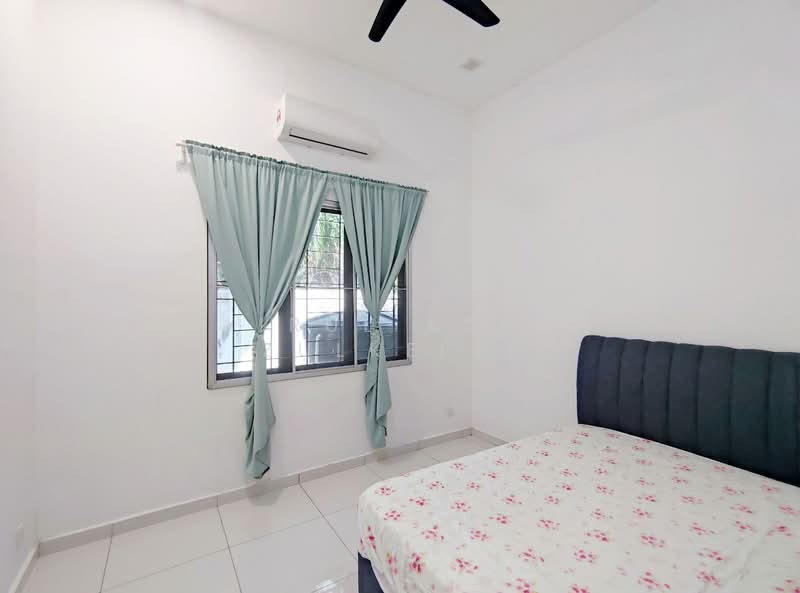 Bungalow for Sale in Kajang (Selangor) - Zairul Asrah Zulkefli - Bedroom - PropertyGuru.com.my