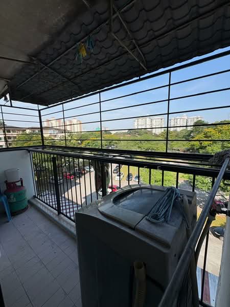 Flat for Rent at Seksyen 2 Wangsa Maju Flat - Alan Lee - Balcony - PropertyGuru.com.my