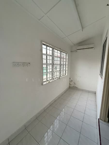 Terraced House for Sale in Sungai Buloh (Selangor) - Eliz Chan - Interior - PropertyGuru.com.my