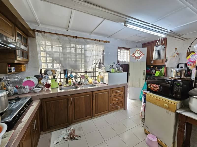 Terraced House for Sale in Taman Taynton View (Cheras) - Hei Kar Jun - Kitchen - PropertyGuru.com.my