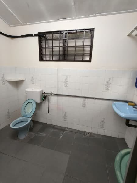 1-storey Terraced House for Sale in Taman Sentosa (Klang) - Judy Tan - Bathroom - PropertyGuru.com.my