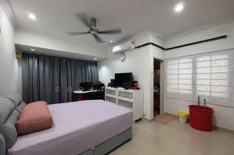 2-storey Terraced House for Sale in SS4 (Petaling Jaya) - Cooper Chow - Bedroom - PropertyGuru.com.my