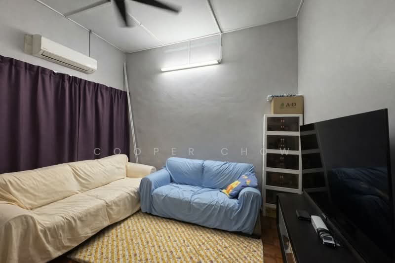 2-storey Terraced House for Sale in SS4 (Petaling Jaya) - Cooper Chow - Living Room - PropertyGuru.com.my