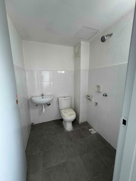 Pangsapuri untuk Dijual di Apartment Seroja - Paul Lee - Bathroom - PropertyGuru.com.my