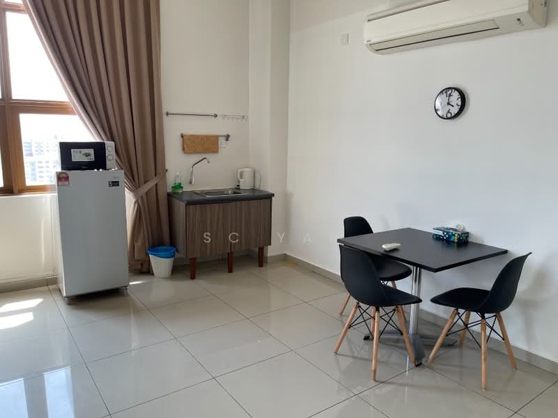 Service Residence for Sale at Pinnacle Kelana Jaya - SC Yap - Kitchen - PropertyGuru.com.my