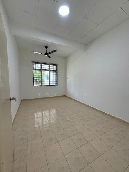 Rumah Teres 1 Tingkat untuk Disewa di Taman Pd Suria (Port Dickson) - Roy Law - PropertyGuru.com.my