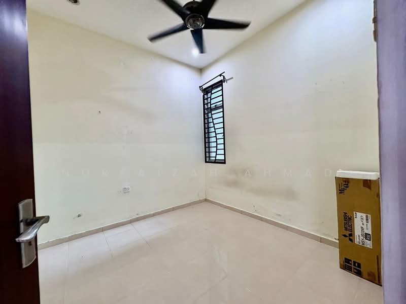 Rumah Teres 2 Tingkat untuk Dijual di Taman Merak Mas (Bukit Katil) - Norfaizah Ahmad - Interior - PropertyGuru.com.my
