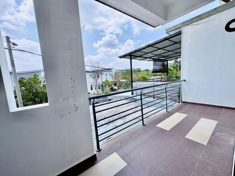 Rumah Teres 2 Tingkat untuk Dijual di Taman Merak Mas (Bukit Katil) - Norfaizah Ahmad - Balcony - PropertyGuru.com.my