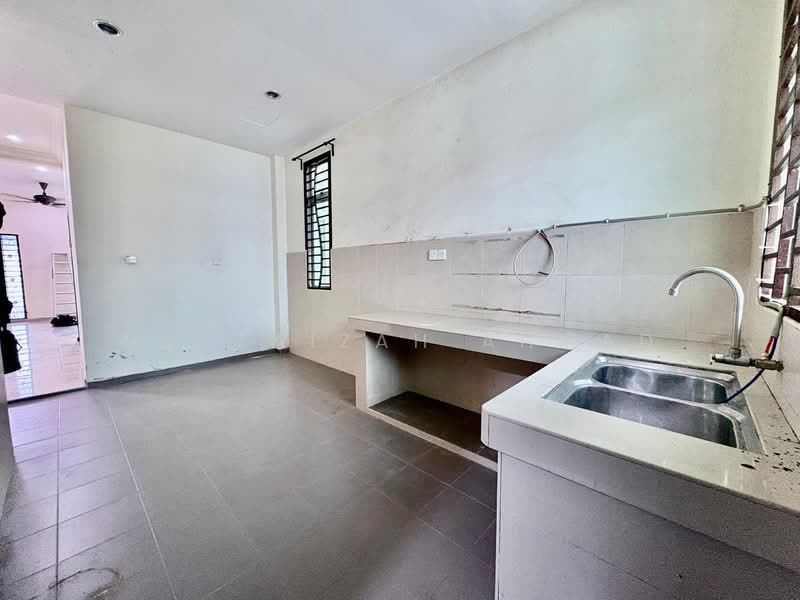 Rumah Teres 2 Tingkat untuk Dijual di Taman Merak Mas (Bukit Katil) - Norfaizah Ahmad - PropertyGuru.com.my