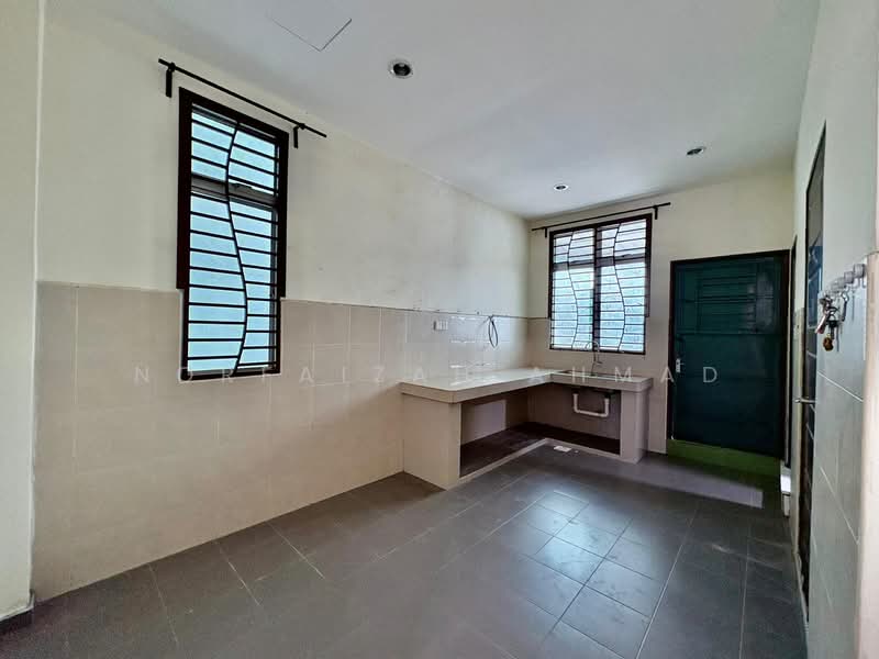 Rumah Teres 2 Tingkat untuk Dijual di Taman Merak Mas (Bukit Katil) - Norfaizah Ahmad - PropertyGuru.com.my