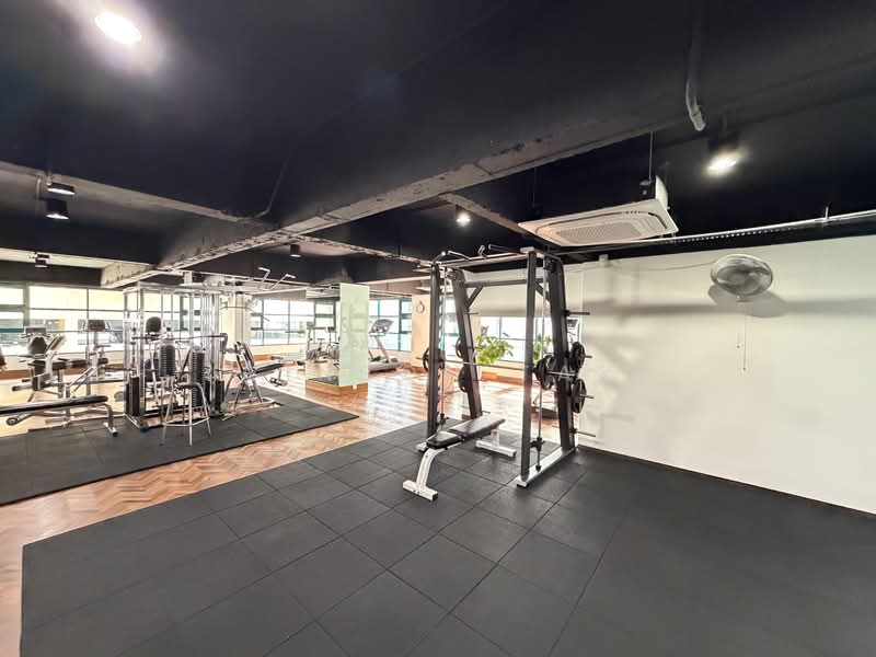 Kondominium untuk Disewa di Regency Tower - Winson Tay - Gym - PropertyGuru.com.my