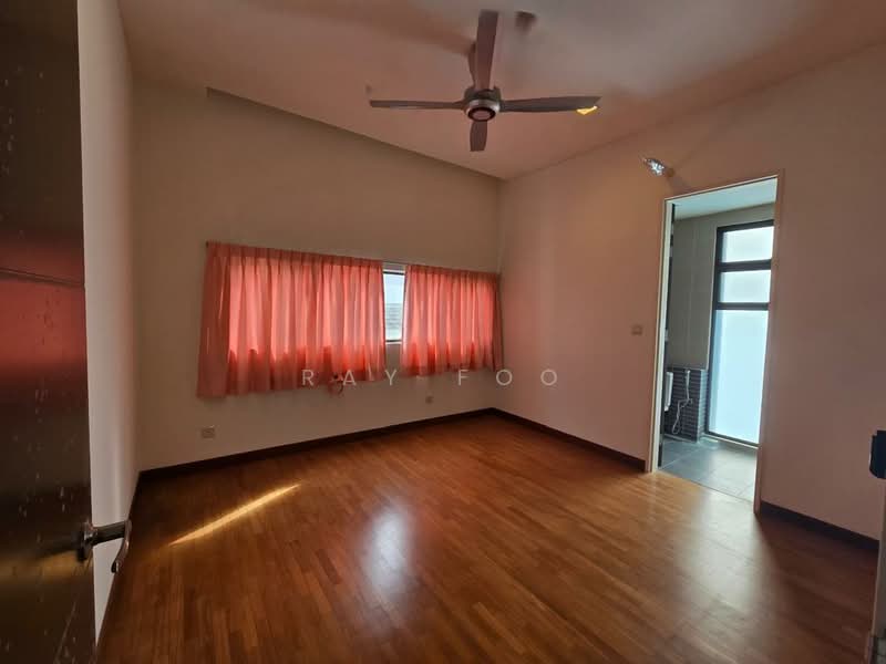 Rumah Berkembar untuk Dijual di Sungai Long (Bandar Sungai Long) - Ray Foo - Bedroom - PropertyGuru.com.my