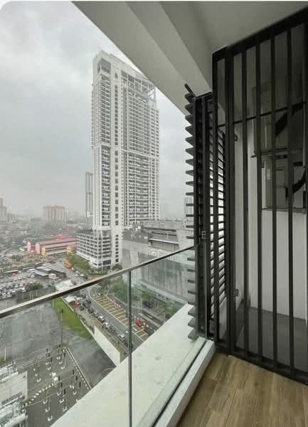Servis Apartment untuk Disewa di Quill Residence - Jax Tee - Balcony - PropertyGuru.com.my