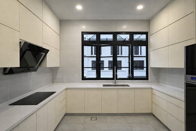 Rumah Teres 2.5 Tingkat untuk Dijual di Iskandar Puteri (Nusajaya) (Johor) - U Hon Kun - Kitchen - PropertyGuru.com.my