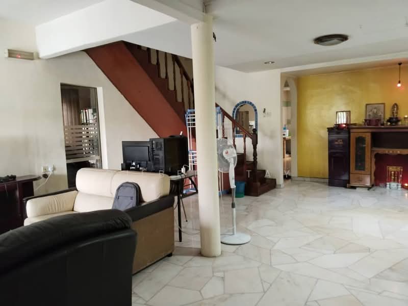 Terraced House for Sale in Puchong (Selangor) - Gilbert Tay - Living Room - PropertyGuru.com.my