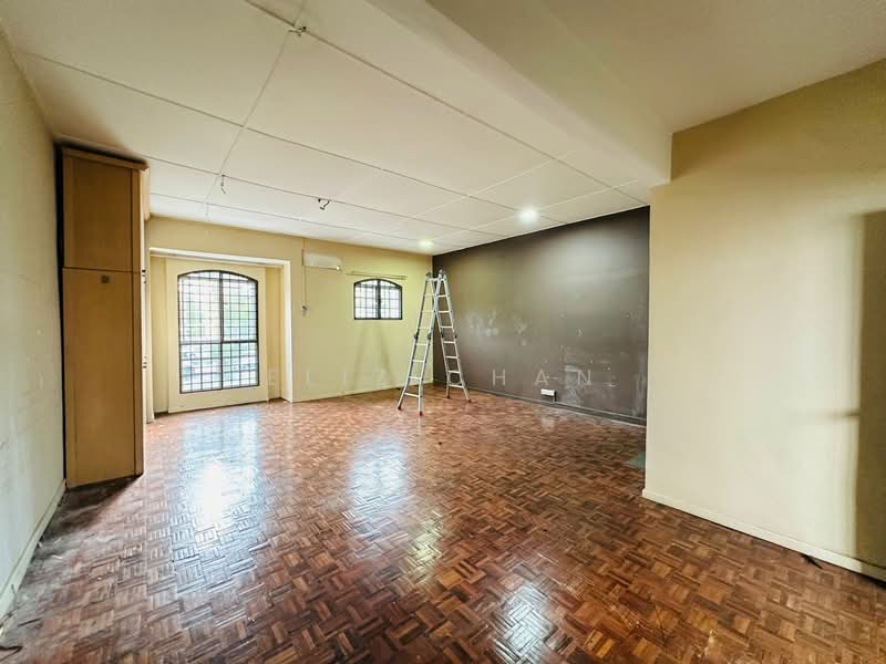 2.5-storey Terraced House for Sale in Taman Wangsa Permai (Kepong) - Eliz Chan - Living Room - PropertyGuru.com.my