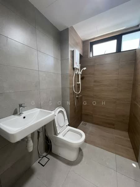 Apartment for Rent at Vivo Executive Apartment - Gyson Goh - Bathroom - PropertyGuru.com.my