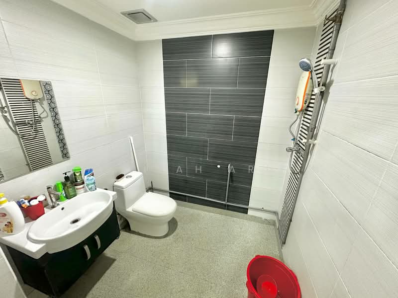 Rumah Teres 3 Tingkat untuk Dijual di Selayang (Selangor) - Masnizah Arifin - Bathroom - PropertyGuru.com.my