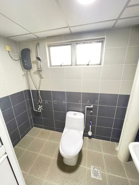 Apartment for Sale at Vista Saujana - Jack Yap - Bathroom - PropertyGuru.com.my