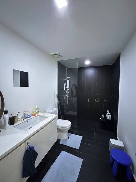 Kondominium untuk Disewa di The Hub - Shirlee Toh - Bathroom - PropertyGuru.com.my