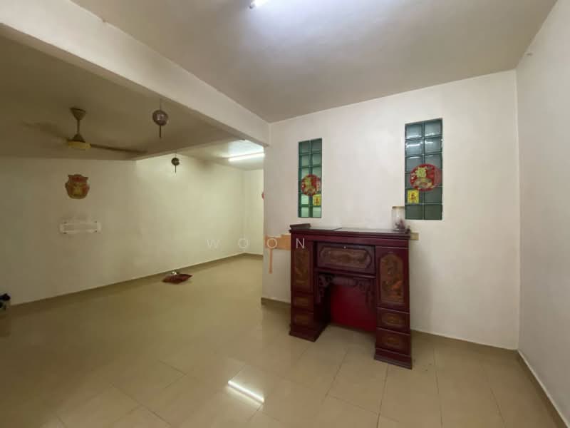 Rumah Teres 2 Tingkat untuk Dijual di Cheng (Melaka) - Woon . - Living Room - PropertyGuru.com.my