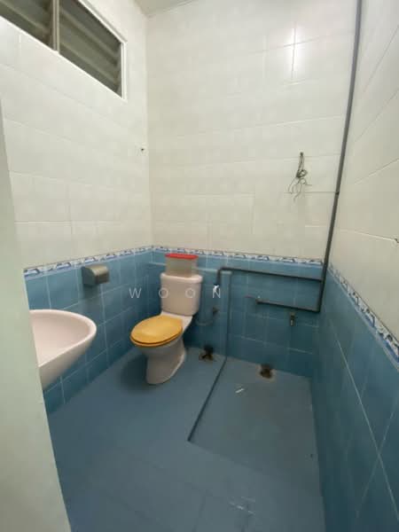 2-storey Terraced House for Sale in Taman Pokok Mangga (Balai Panjang) - Woon . - Bathroom - PropertyGuru.com.my