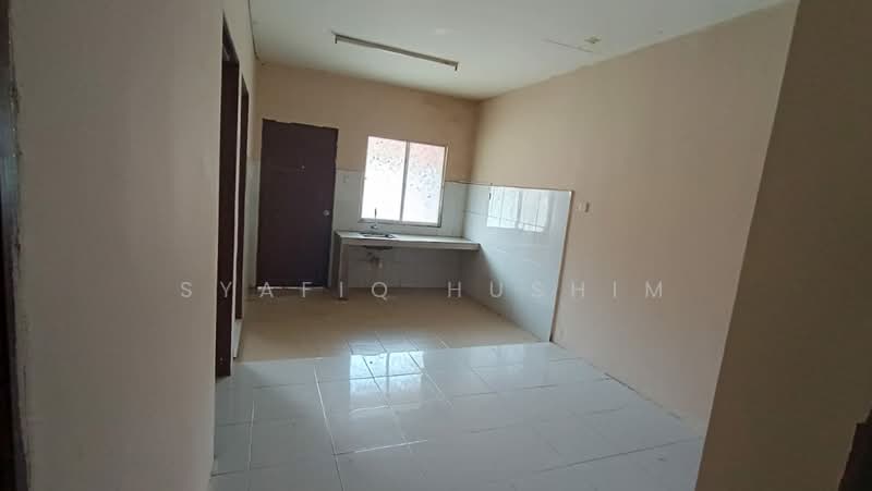 Terraced House for Sale in Klang (Selangor) - Syafiq Hushim - Kitchen - PropertyGuru.com.my
