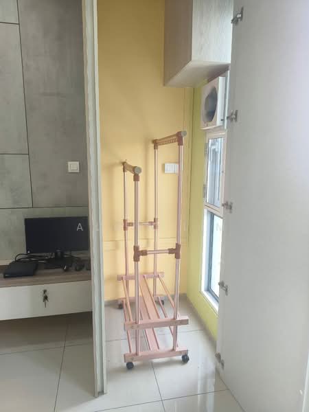 Untuk Dijual - Gravit8, Klang