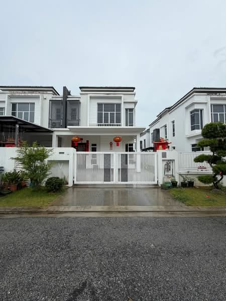 Cluster House for Sale in Setia Tropika (Johor Bahru) - Javenthan Ng - Exterior - PropertyGuru.com.my