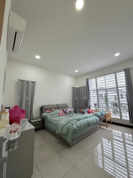 Cluster House for Sale in Setia Tropika (Johor Bahru) - Javenthan Ng - Bedroom - PropertyGuru.com.my