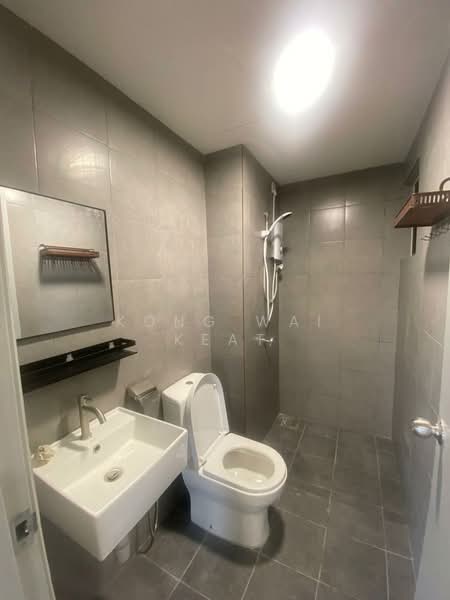 Kondominium untuk Disewa di Residensi Alamanda - Kong Wai Keat - Bathroom - PropertyGuru.com.my