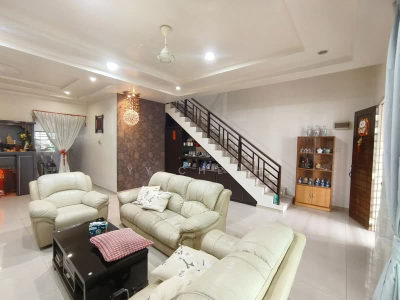 Rumah Teres 2 Tingkat untuk Dijual di Taman Pengkalan Barat (Ipoh) - YY Cheah - Living Room - PropertyGuru.com.my