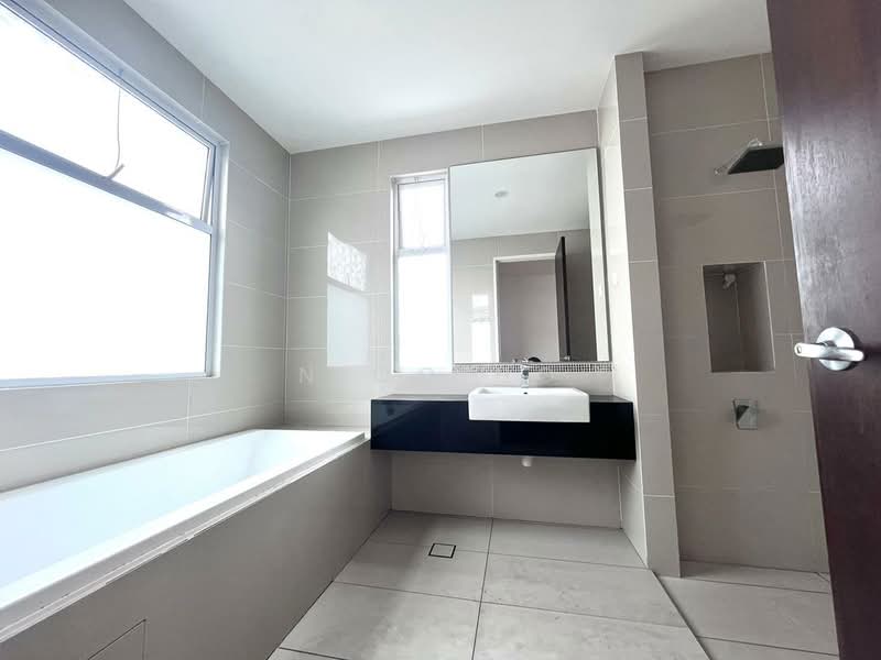 Semi-Detached House for Rent in Senibong Cove (Masai) - Nico Ho - Bathroom - PropertyGuru.com.my