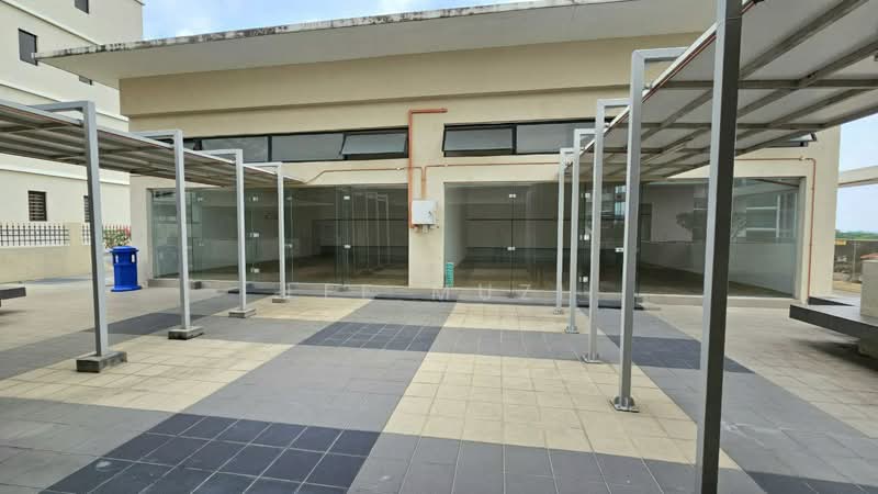 Kondominium untuk Dijual di Upper East @ Tiger Lane - Lee Muzi - Exterior - PropertyGuru.com.my