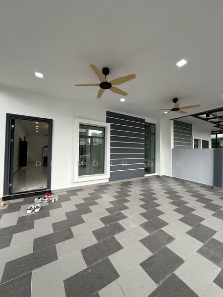 Semi-Detached House for Sale in Subang Jaya (Selangor) - Desmond Gan - Exterior - PropertyGuru.com.my