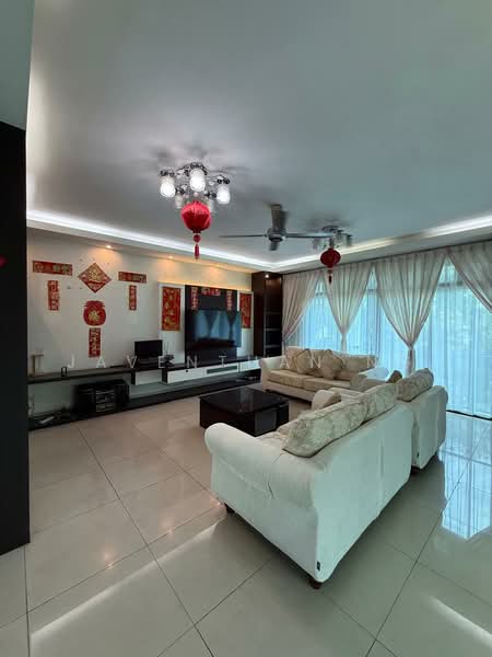 Rumah Berkembar untuk Dijual di Taman Sutera Utama (Skudai) - Javenthan Ng - Living Room - PropertyGuru.com.my
