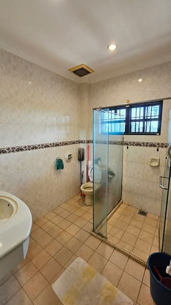 Rumah Berkembar untuk Dijual di Menglembu (Perak) - Lee Muzi - Bathroom - PropertyGuru.com.my