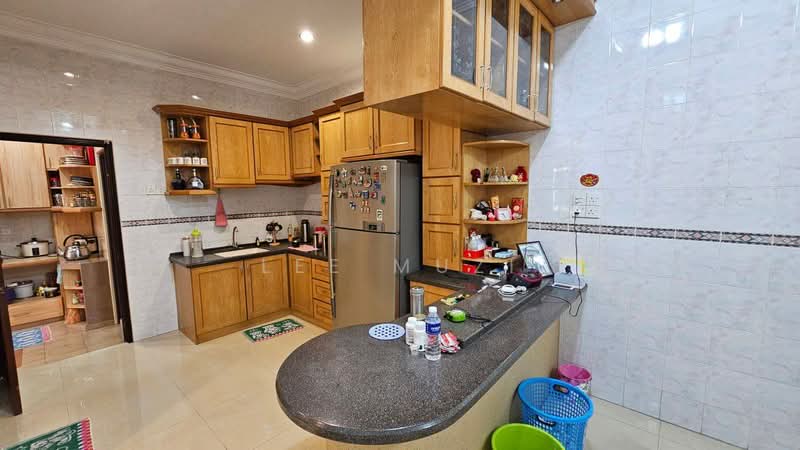 Rumah Berkembar untuk Dijual di Menglembu (Perak) - Lee Muzi - Kitchen - PropertyGuru.com.my
