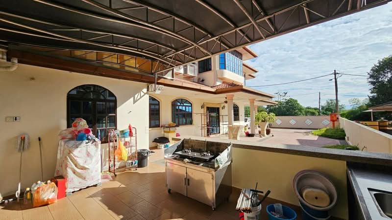 Rumah Berkembar untuk Dijual di Menglembu (Perak) - Lee Muzi - Exterior - PropertyGuru.com.my