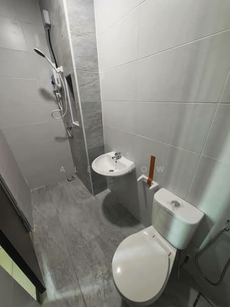Kondominium untuk Disewa di KSL Residence 2 @ Kangkar Tebrau - Alex How - Bathroom - PropertyGuru.com.my