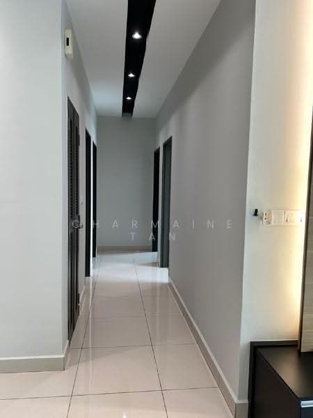 Kondominium untuk Dijual di The Henge - Charmaine Tan - Corridor - PropertyGuru.com.my