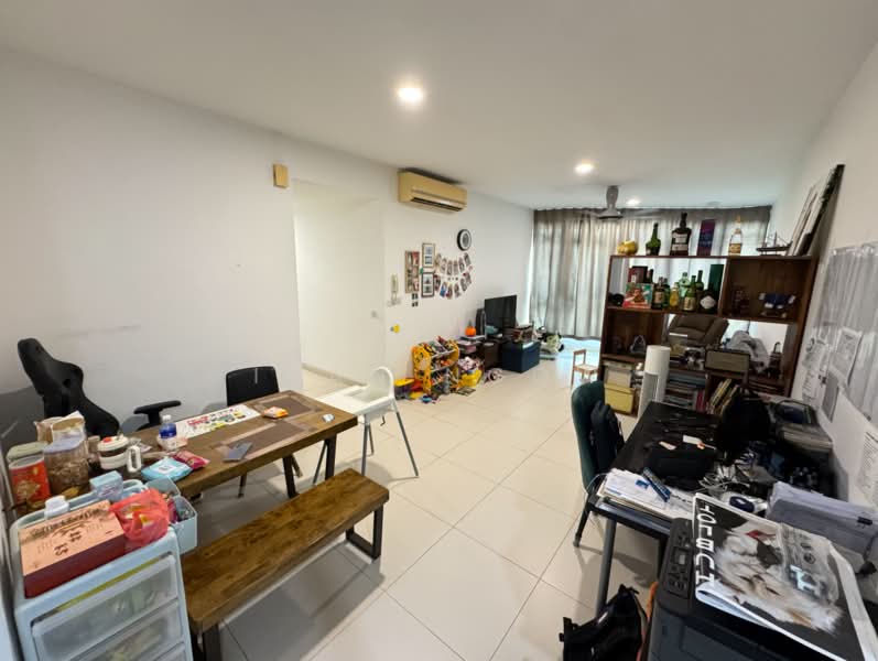 Service Residence for Sale at Aragreens - Ivan Ngow - Living Room - PropertyGuru.com.my