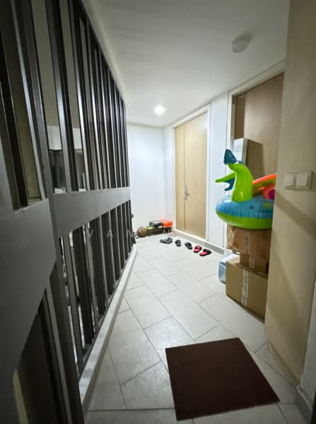 Service Residence for Sale at Aragreens - Ivan Ngow - Corridor - PropertyGuru.com.my