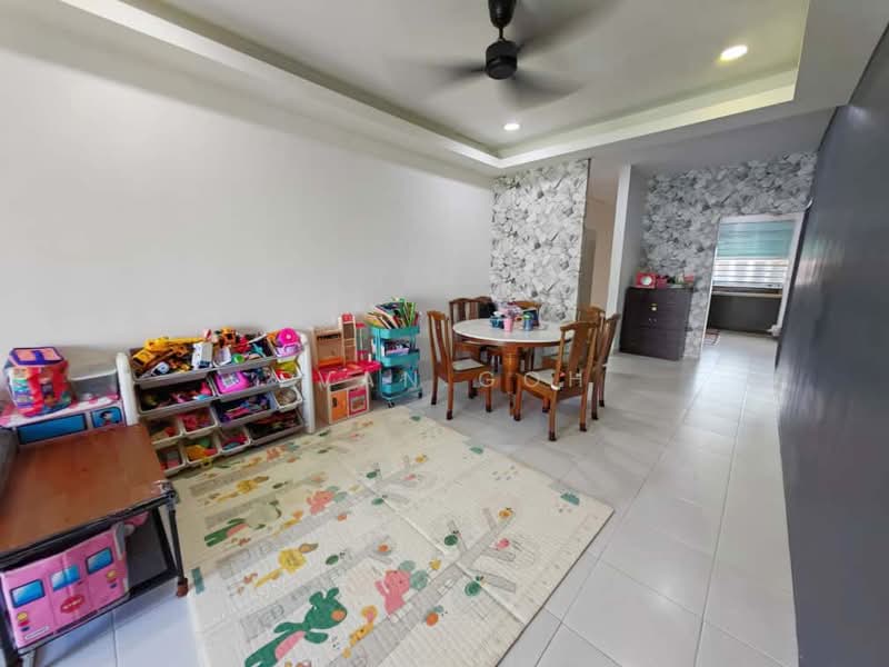 Townhouse for Sale in Taman Putra Perdana (Puchong) - Evan Goh - Living Room - PropertyGuru.com.my